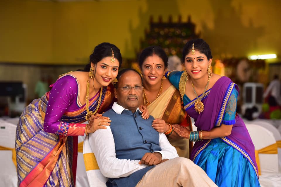 Sapthami Gowda with her family